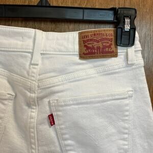 Levis Classic Mid Rise Skinny White Denim Jean size 2